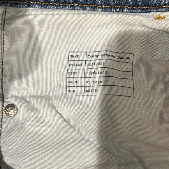 Tommy Bahama denim jeans with jewels - Picture 8 of 8